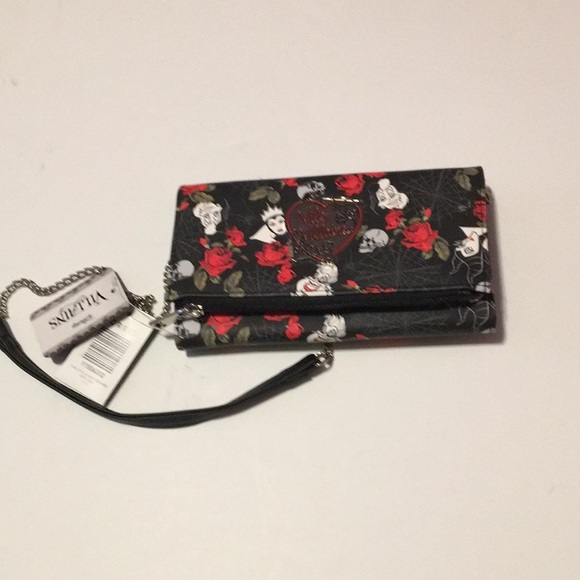 torrid Handbags - HP🎊Disney  Villains convertible clutch purse